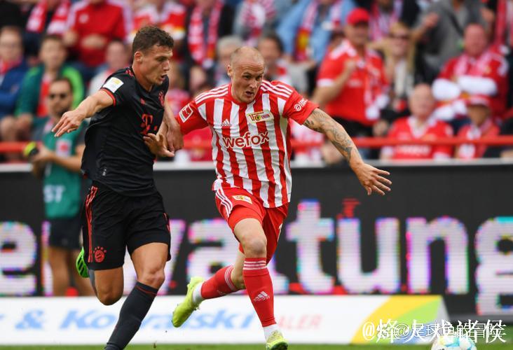 法尔克：施洛特贝克愿意去拜仁，但拜仁在等待于