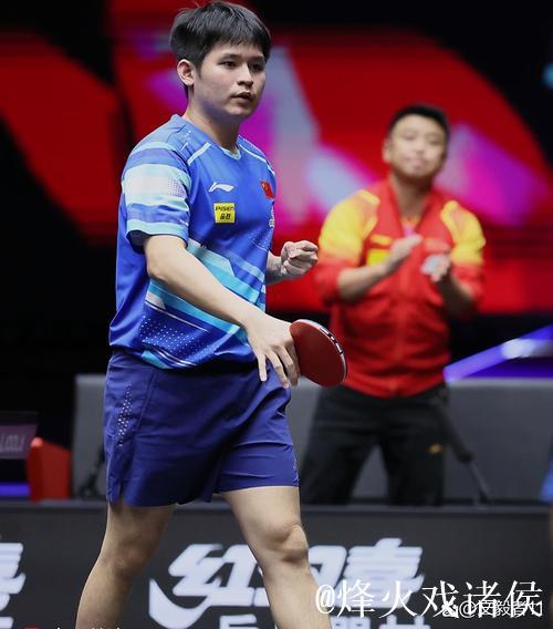 WTT多哈冠军赛：林诗栋五局鏖战 3-2险胜挺进八强